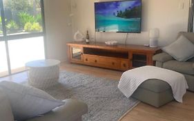 Investigator Beach Breeze Apartments U1
